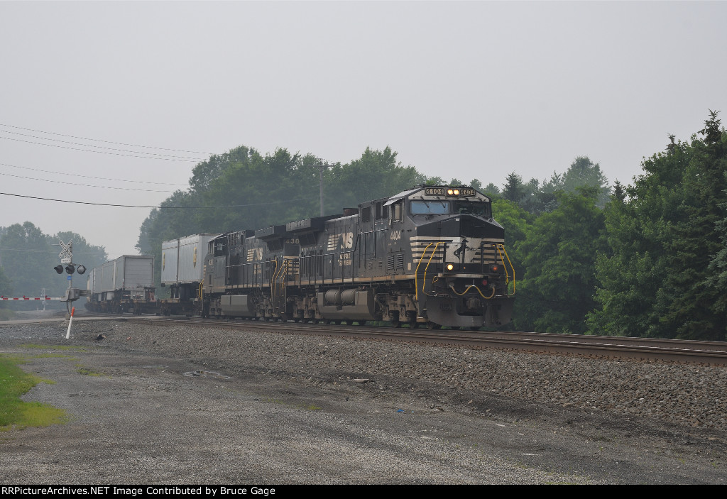 NS 4404